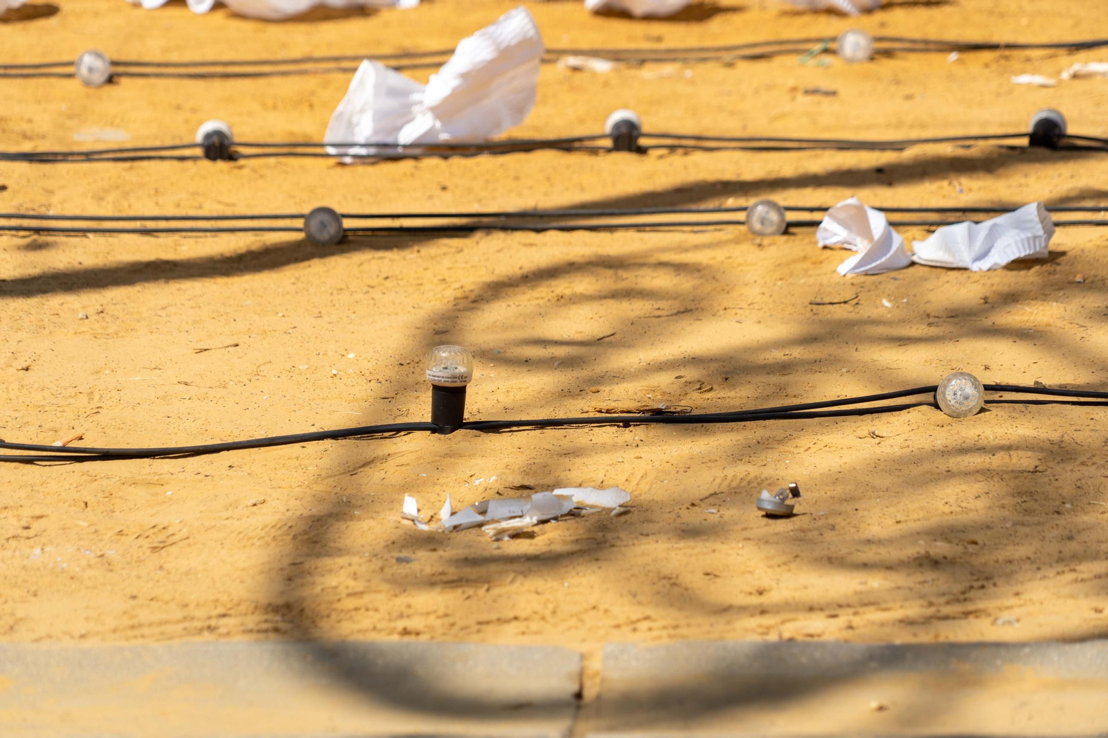 Imágenes del recinto de las Fiestas Colombinas días después de su final