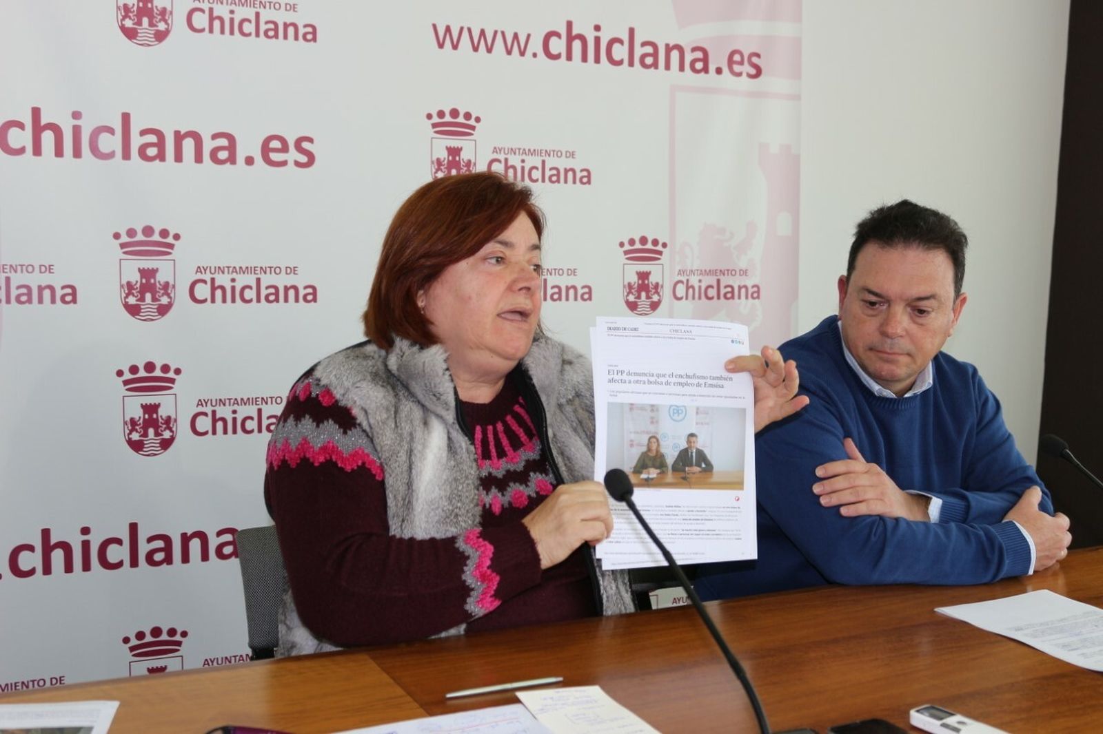 Cándida Verdier y Joaquín Guerrero durante la rueda de prensa en el Ayuntamiento.