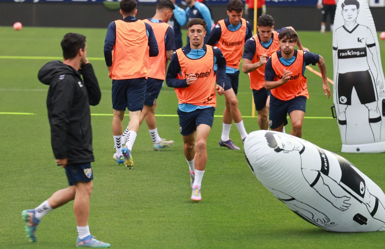 El Málaga CF prepara el derbi andaluz en La Rosaleda