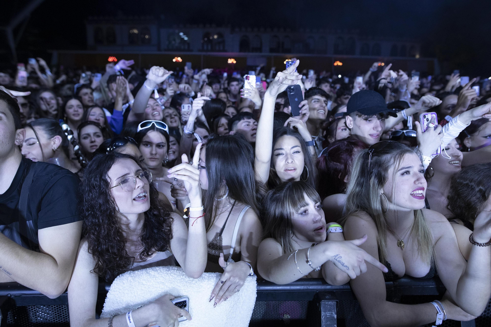 Yung Beef y La Zowi desatan la locura en el festival Infierno