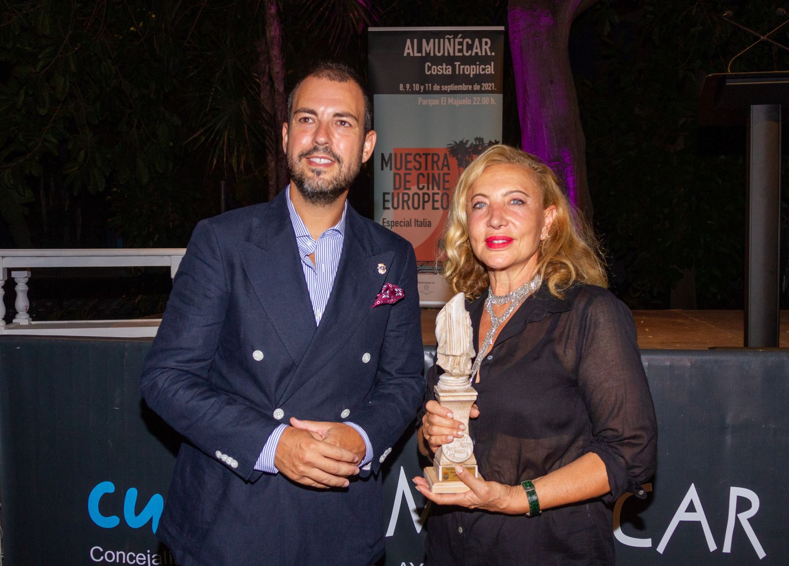 Almuñécar premia a la actriz italiana Iaia Forte en su primera muestra