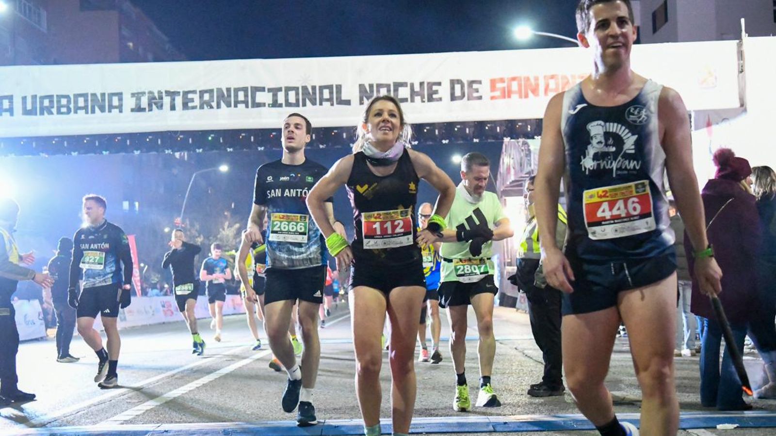 En imágenes: búscate en tu llegada a meta de la Carrera de San Antón 2025 (3)