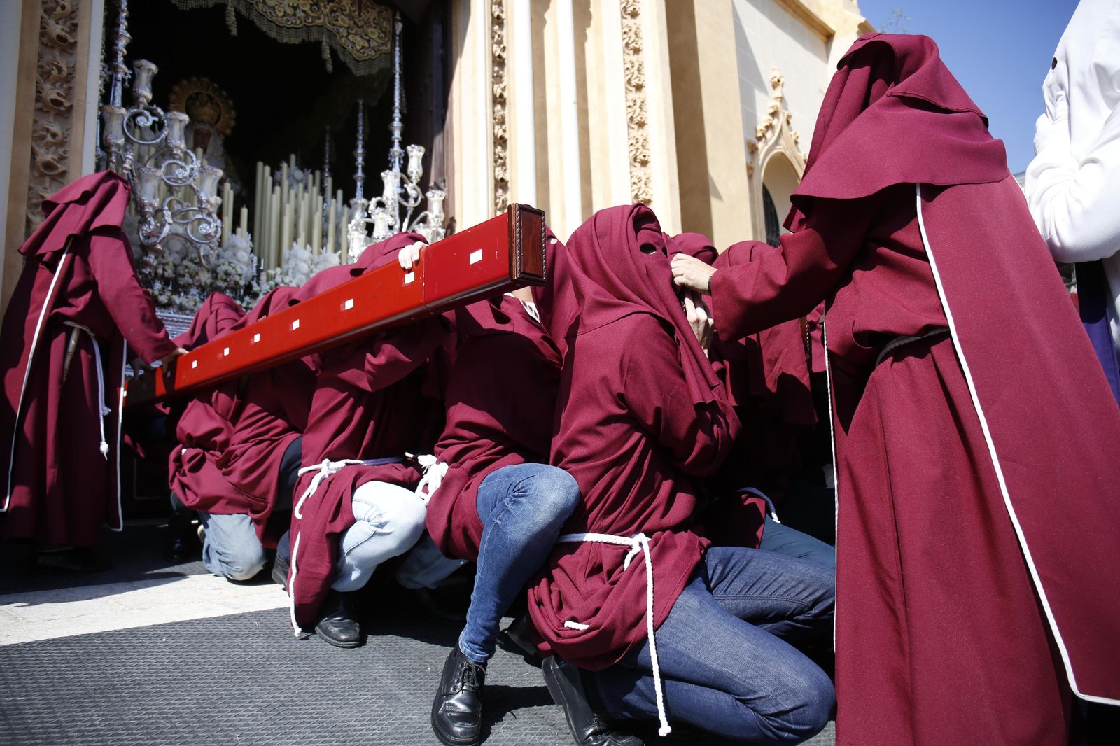 La complicada maniobra para salir de San Pablo se muestra con la salida de la Salud.