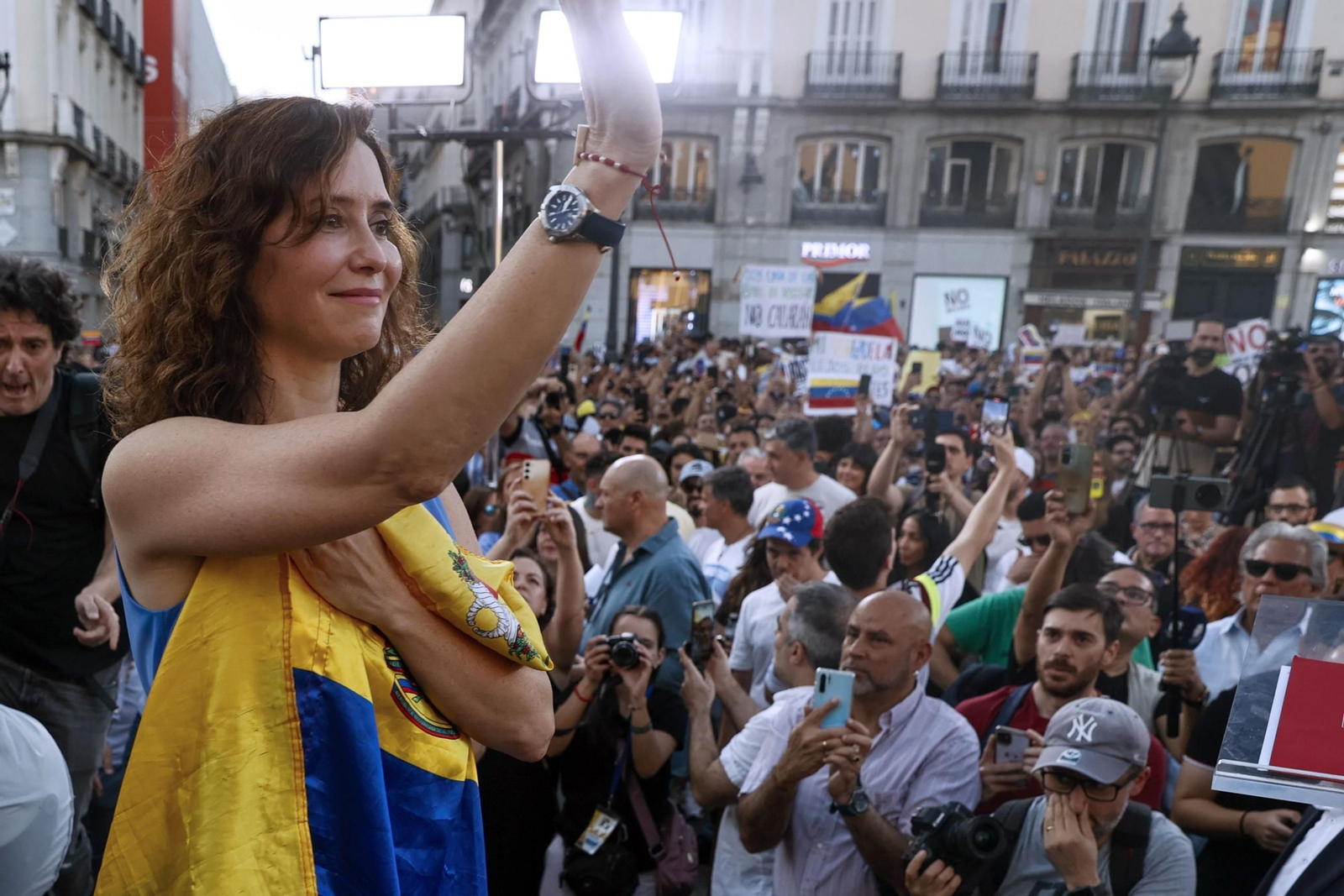 Isabel Díaz Ayuso durante la manifestación contra Nicolás Maduro en Madrid.
