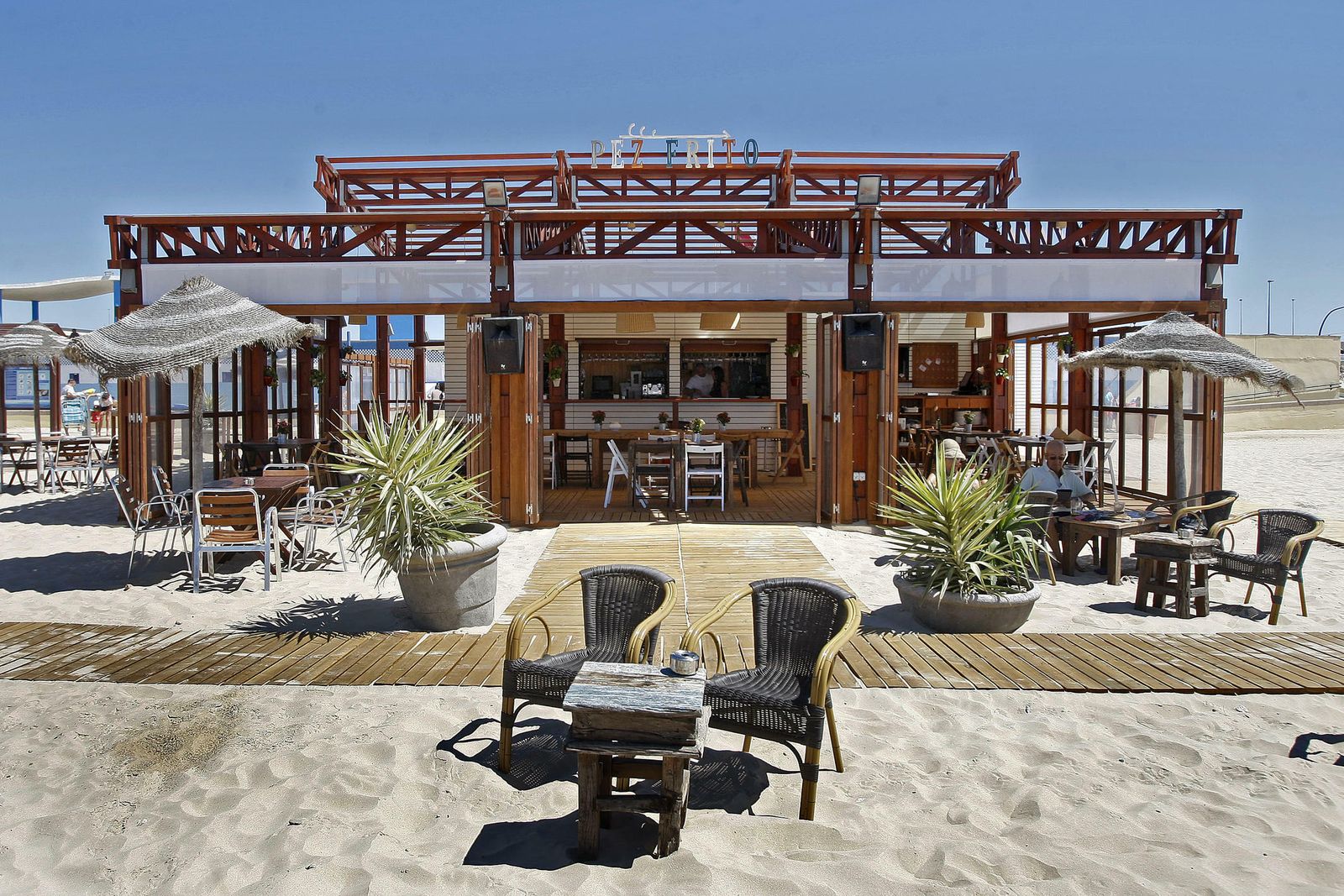 El chiringuito Pez Frito, antecesor de El Salao.