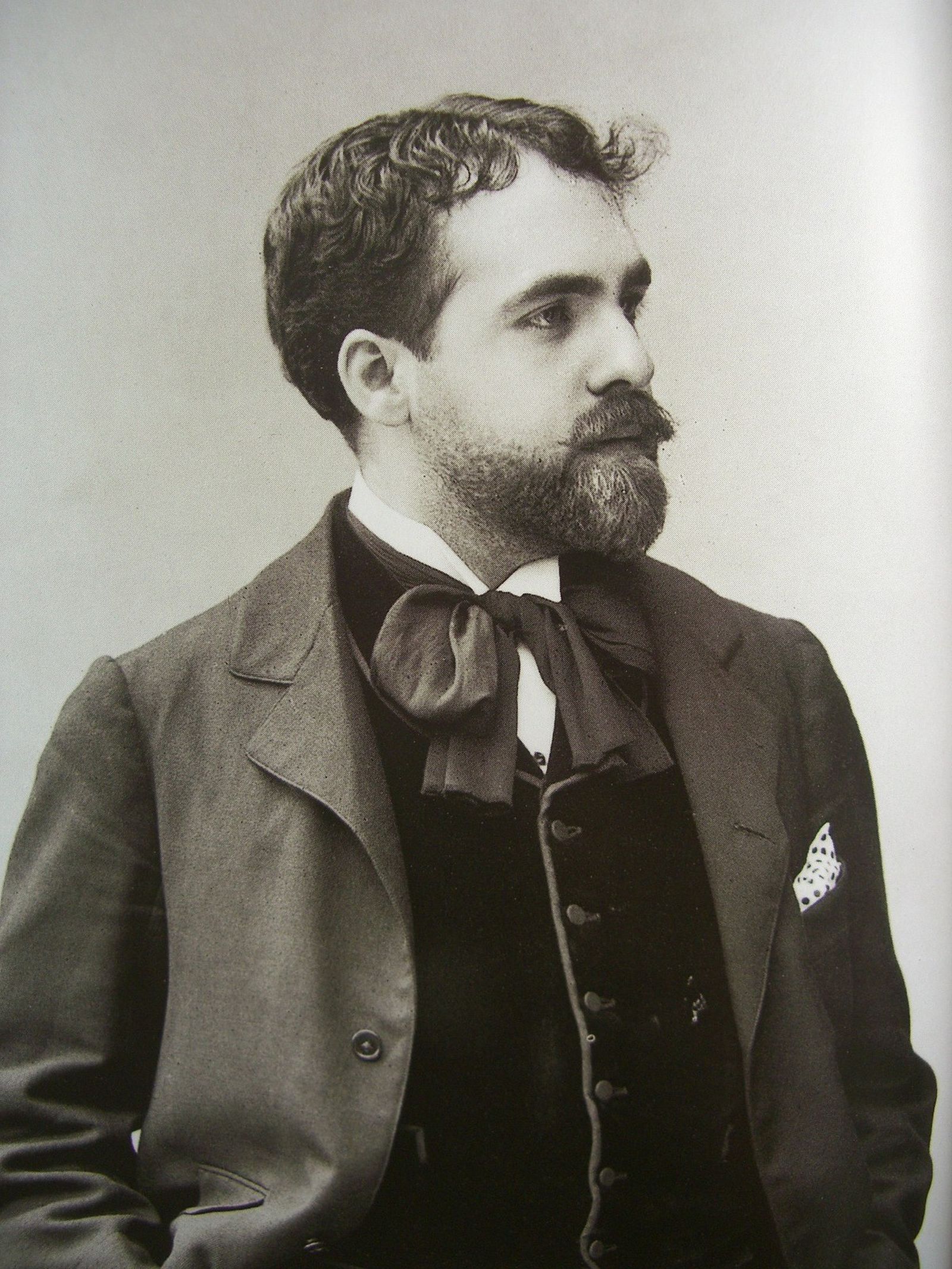 Reynaldo Hahn (Caracas, 1874 - París, 1947) fotografiado por Paul Nadar en 1898.