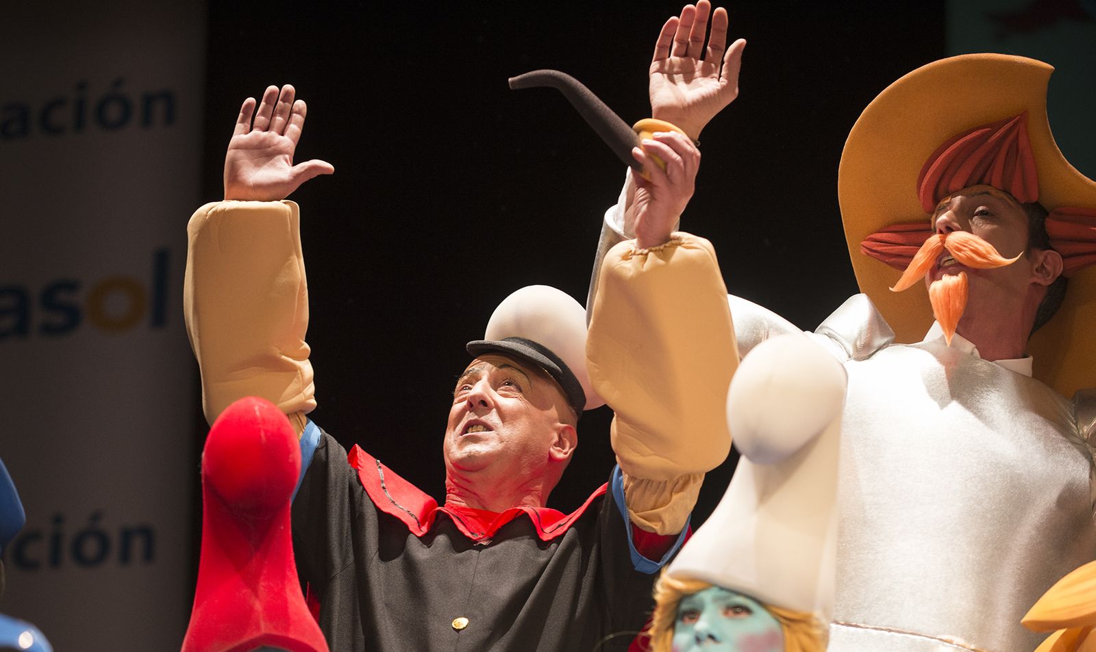 Las imágenes de la sexta función clasificatoria