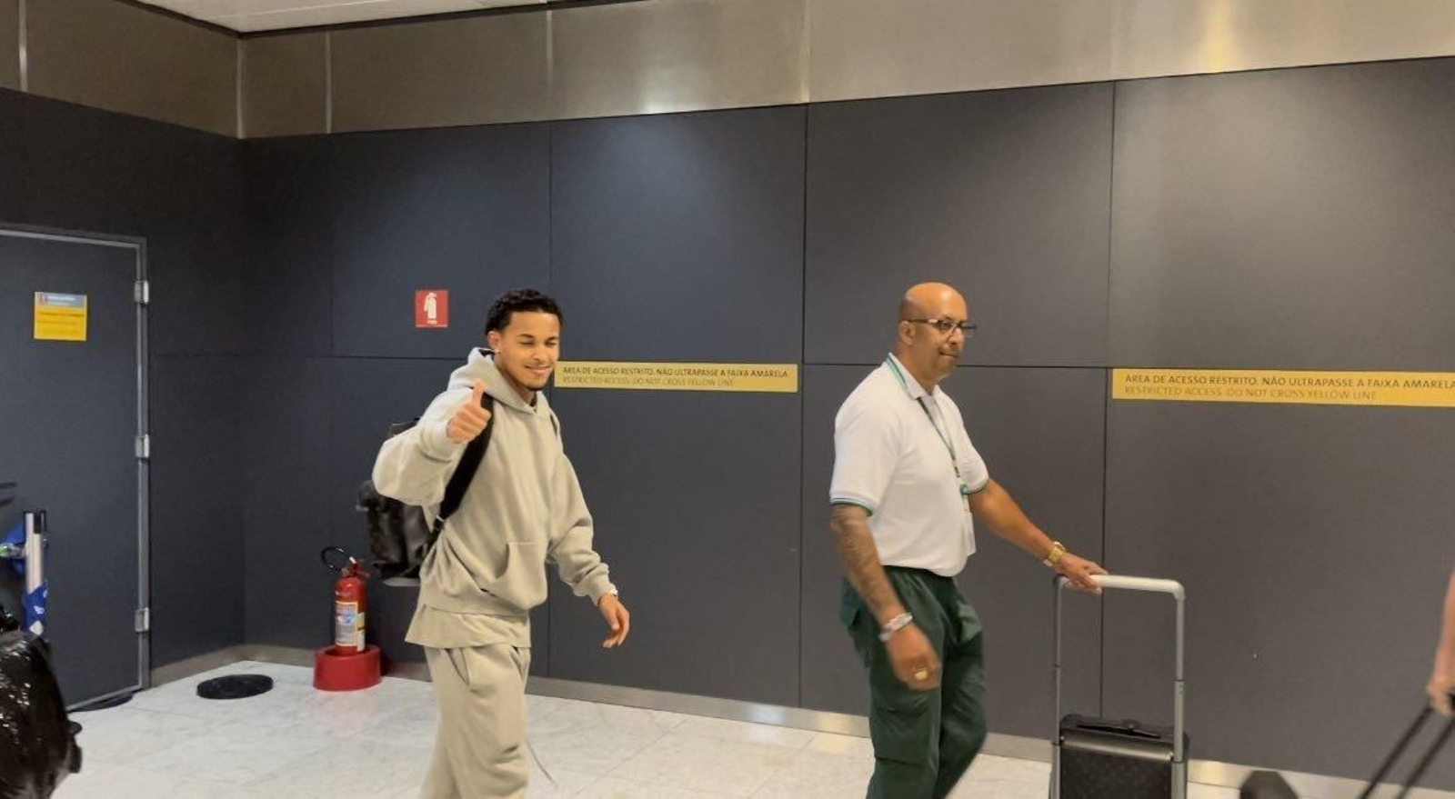 Lázaro Vinicius a su llegada al aeropuerto de Sao Paulo