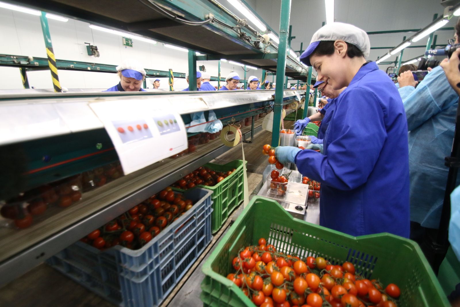 Las imágenes de la visita de Susana Díaz a Almería