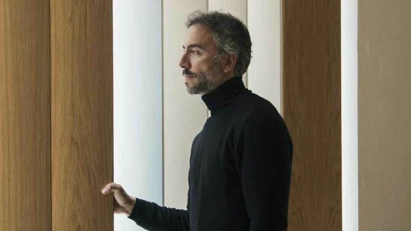 David Pareja en el salón de Meridional, restaurante que abre mañana.