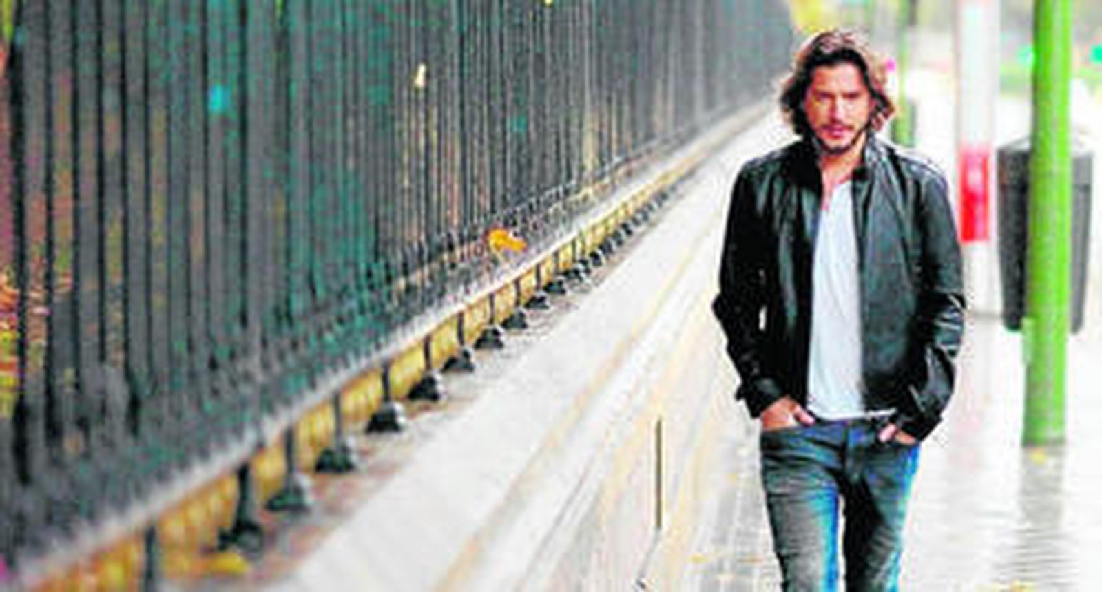 Manuel Carrasco, en una de las imágenes promocionales de su último trabajo discográfico, 'Habla'.