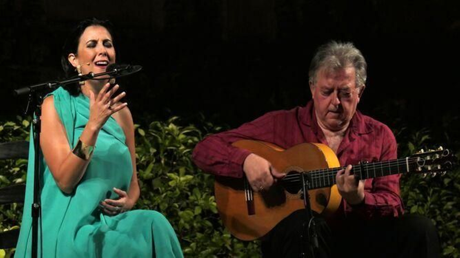 Laura Vital, en la imagen en las Noches del Alcázar,  ha cantado los poemas de Rodríguez Ojeda.