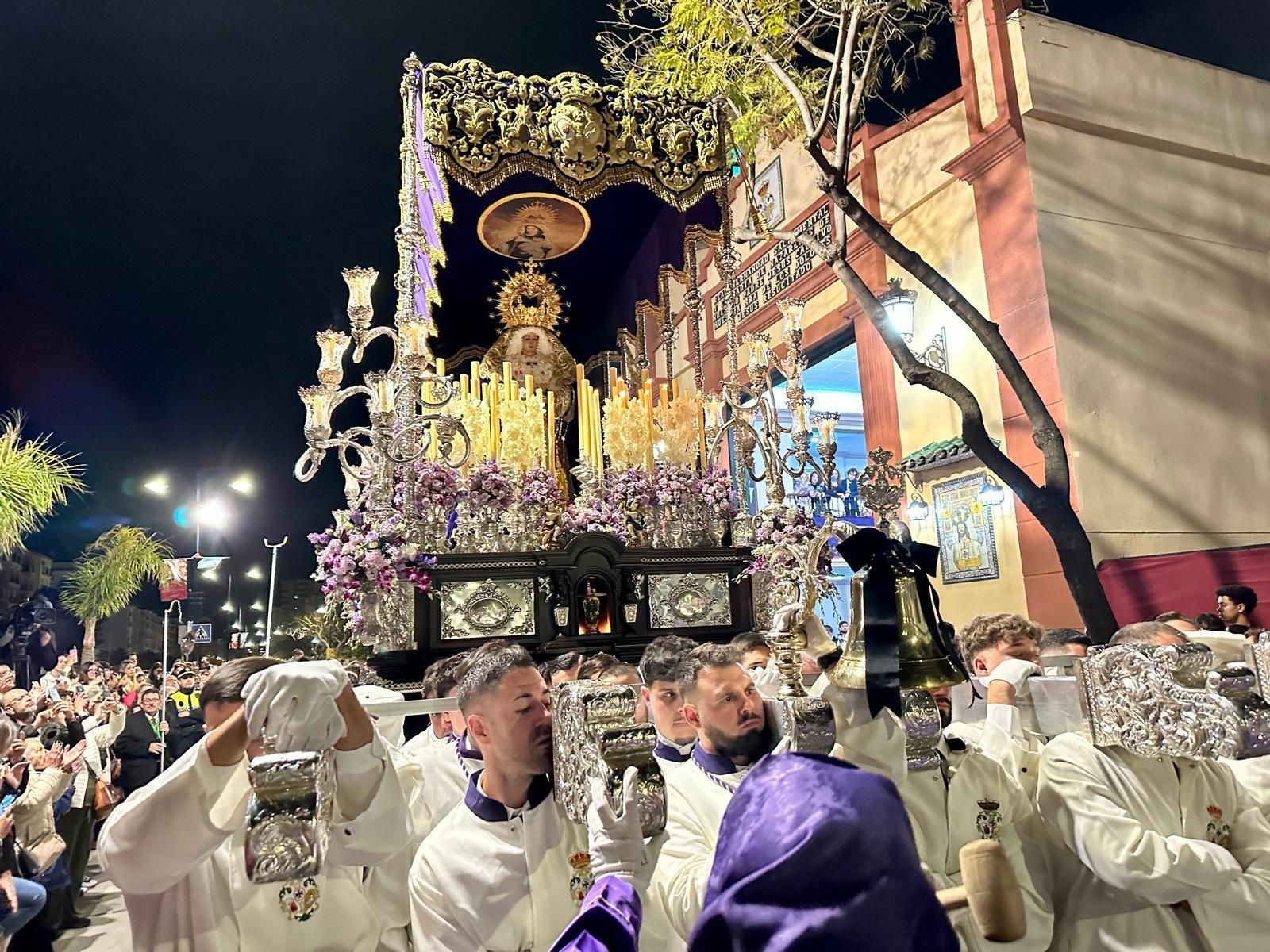 El Cautivo desfila el Miércoles Santo en Fuengirola, en imágenes