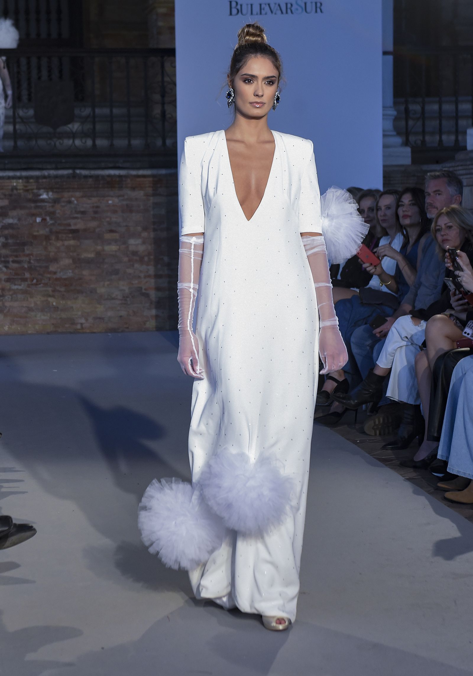 El desfile de Pedro Béjar en la pasarela de novia e invitada SIQ 2022, todas las fotos