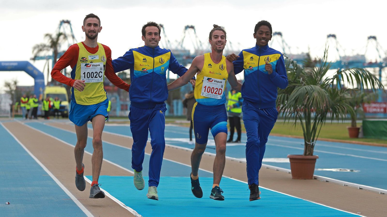 Las mejores fotos de la VII Media Maratón Ciudad de Algeciras