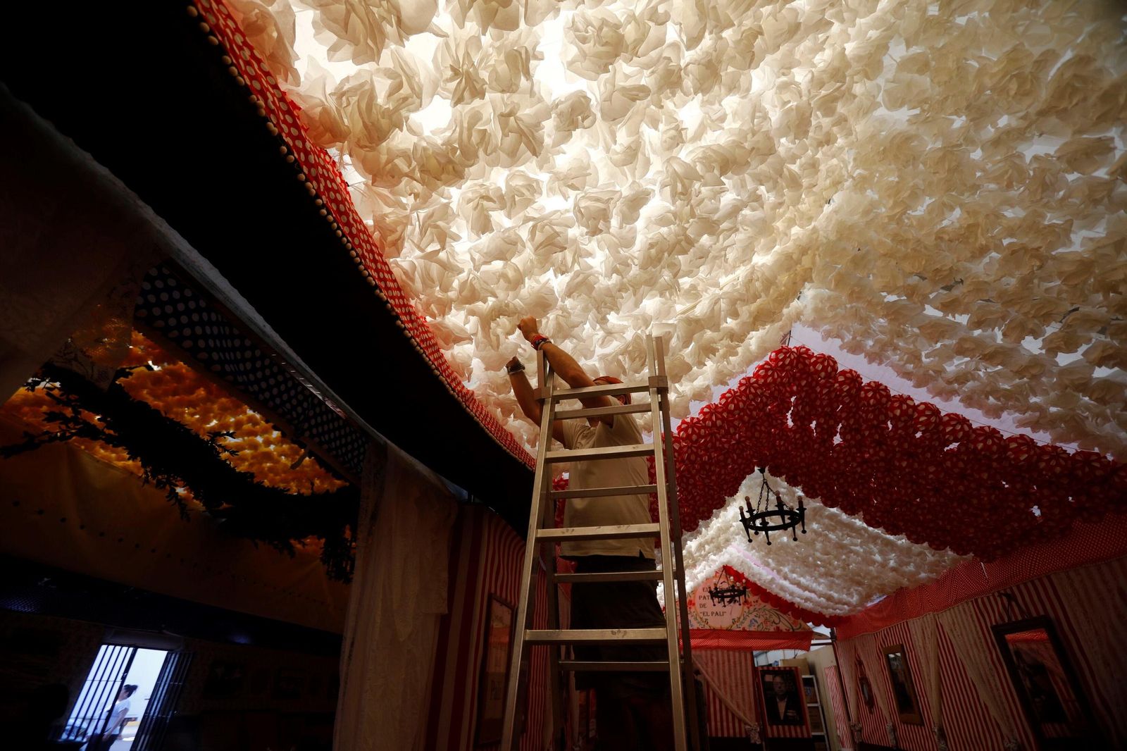 Los últimos retoques de la Feria, lista para acoger a los cordobeses