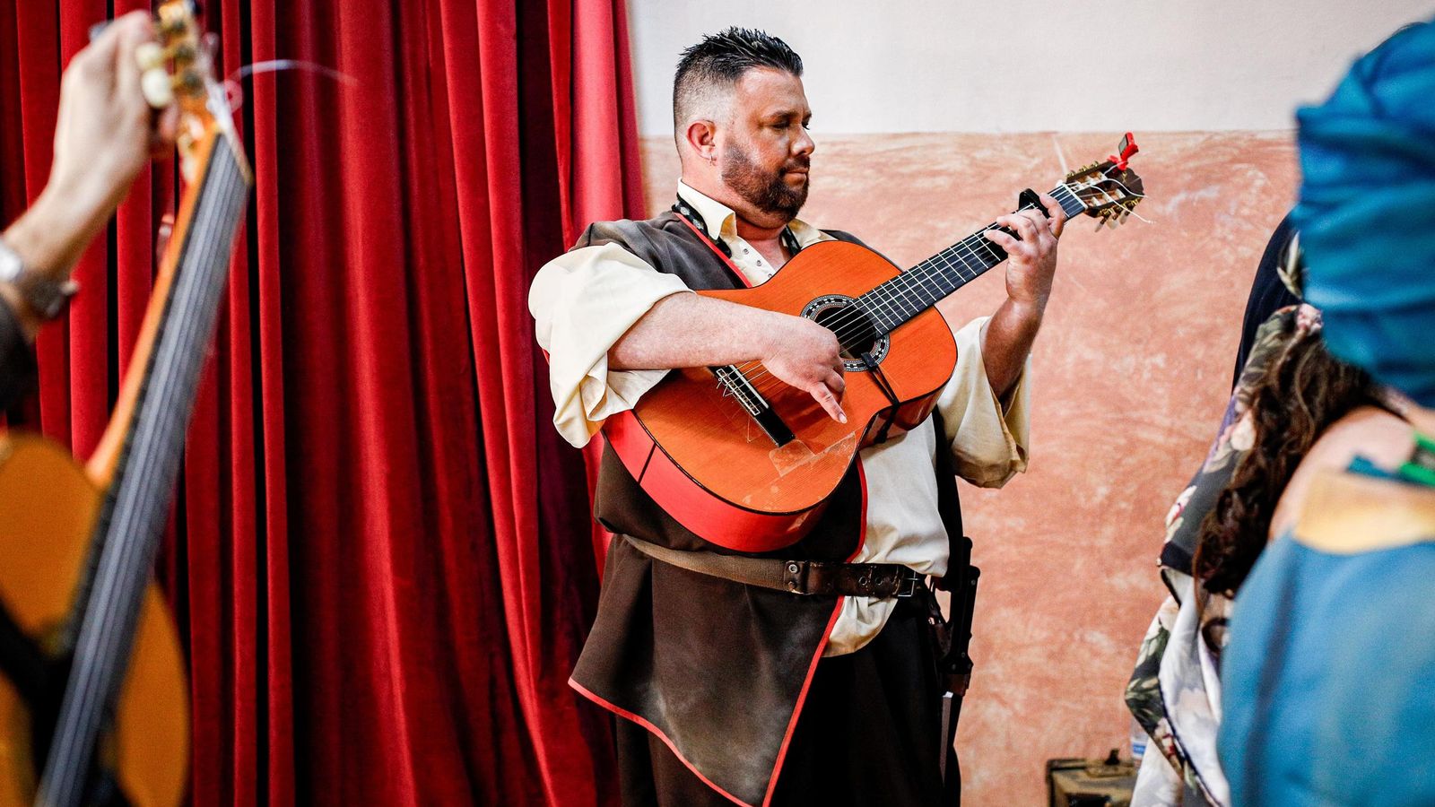 Búscate entre las mejores imágenes de la decimoséptima sesión preliminares del COAC 2025