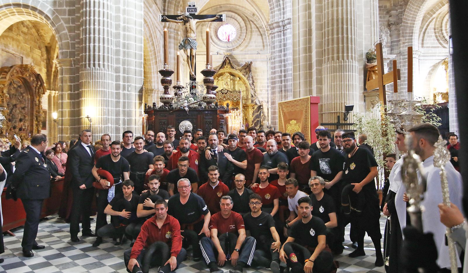 'La Viga' imágenes de Lunes santo