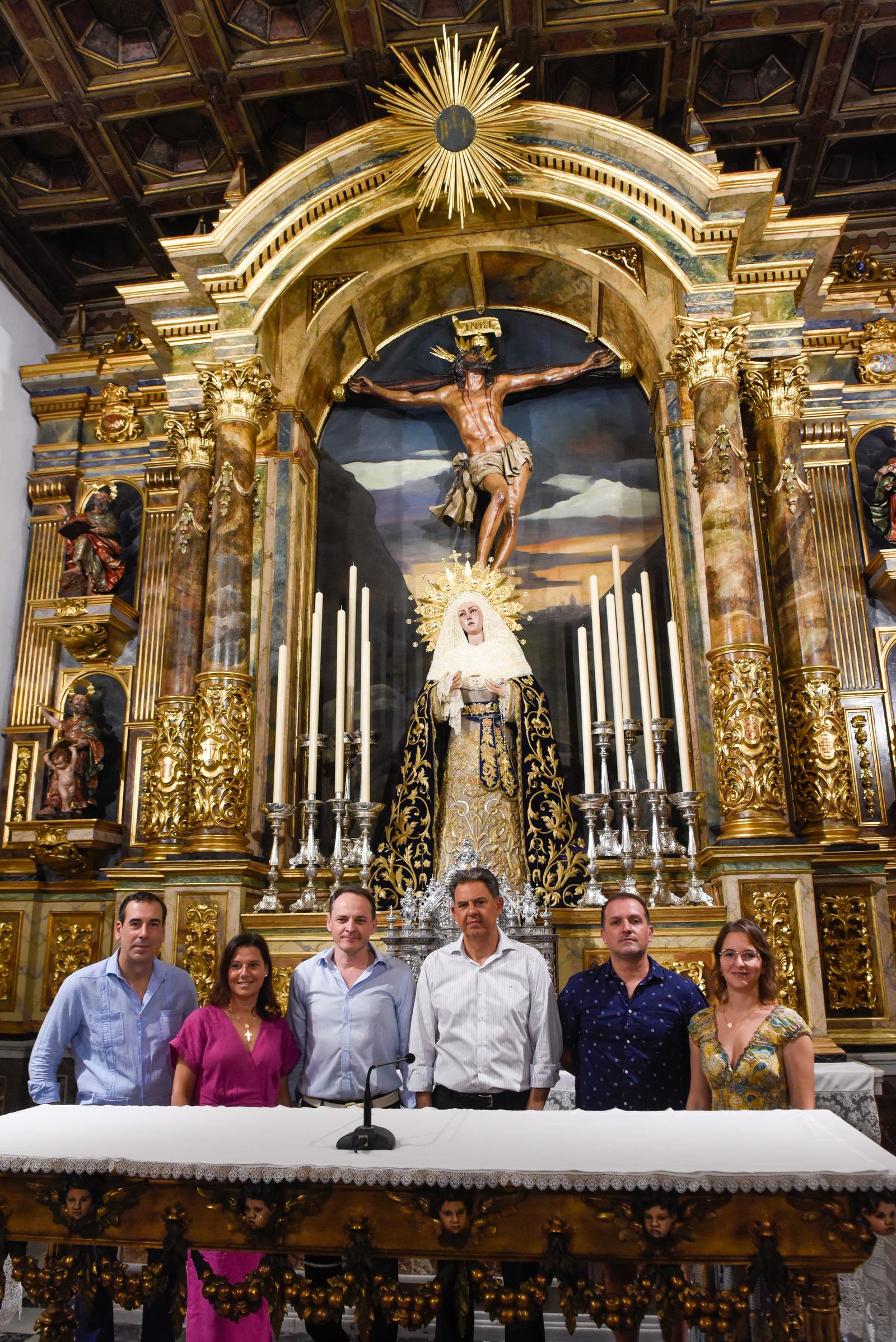 Las imágenes de la restauración del retablo y nueva iluminación de la capilla del Museo