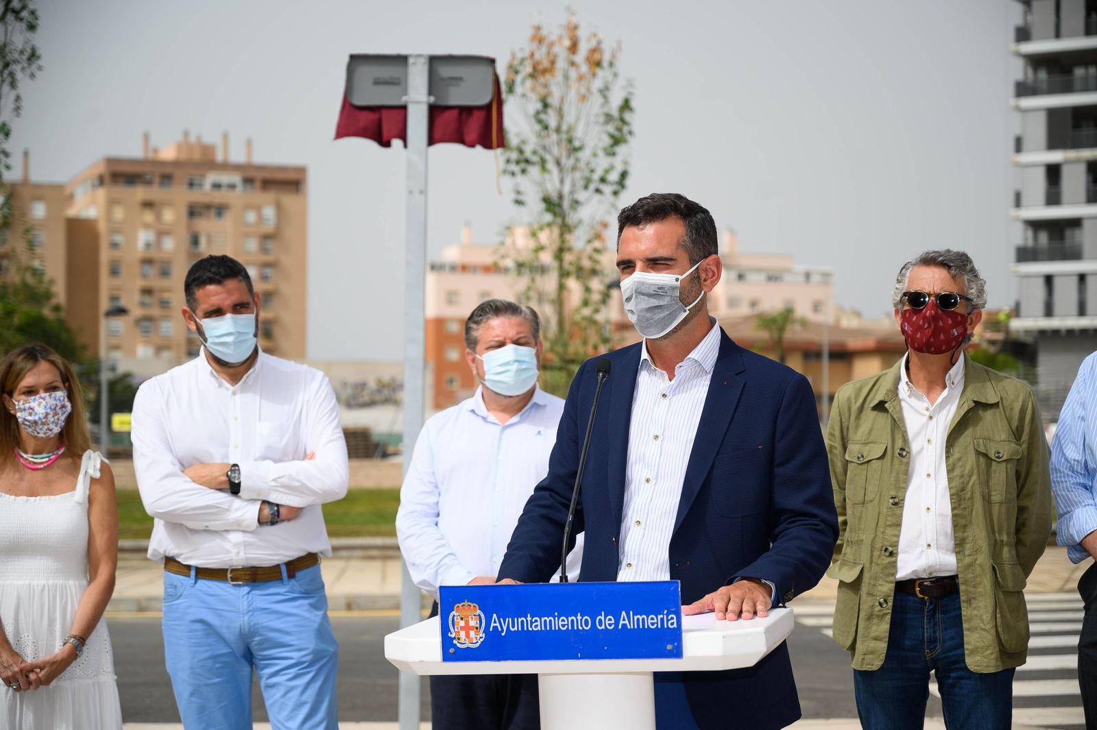 El alcalde inaugura la calle Abogado de Oficio, en Ciudad Jardín, coincidiendo con el Día Internacional de la Justicia Gratuita
