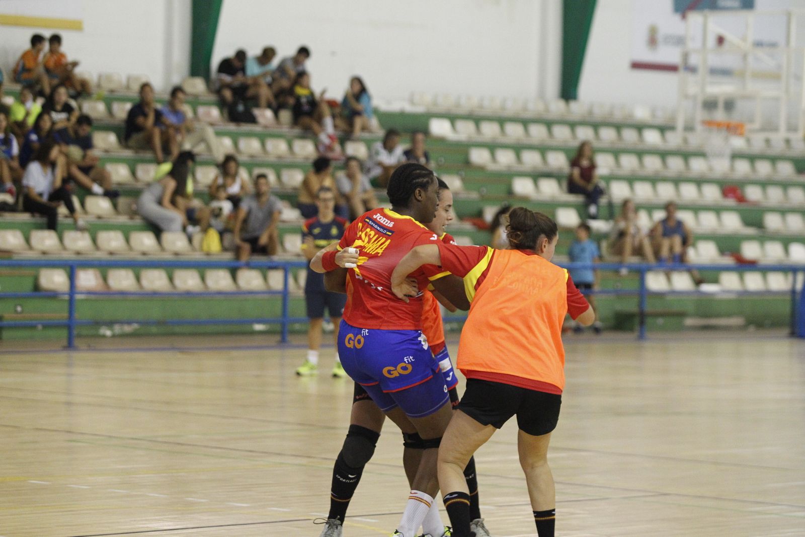 Fotogalería 'guerreras de balonmano'. Entrenamiento Selección Española