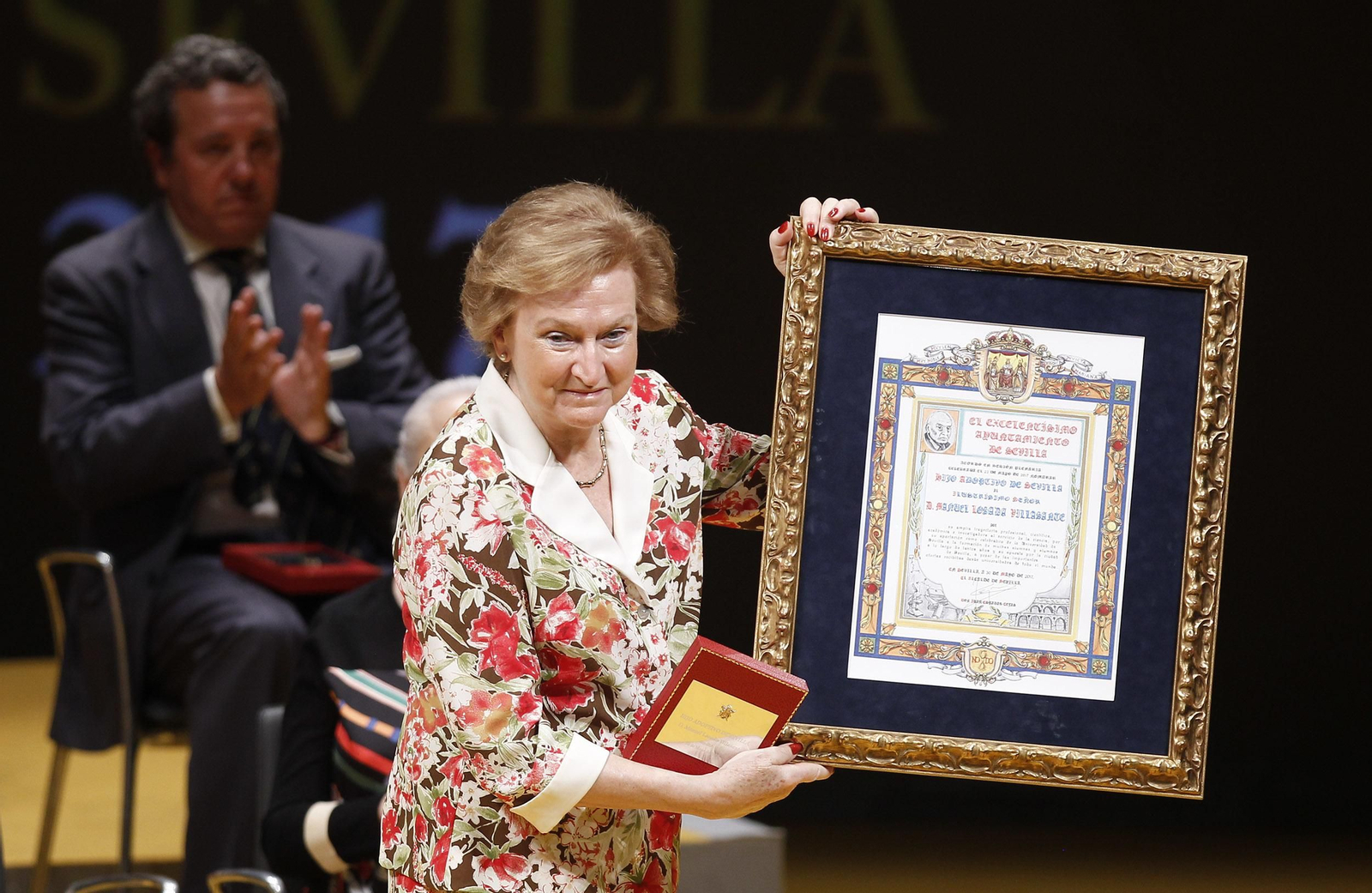 La entrega de las medallas de Sevilla, en imágenes