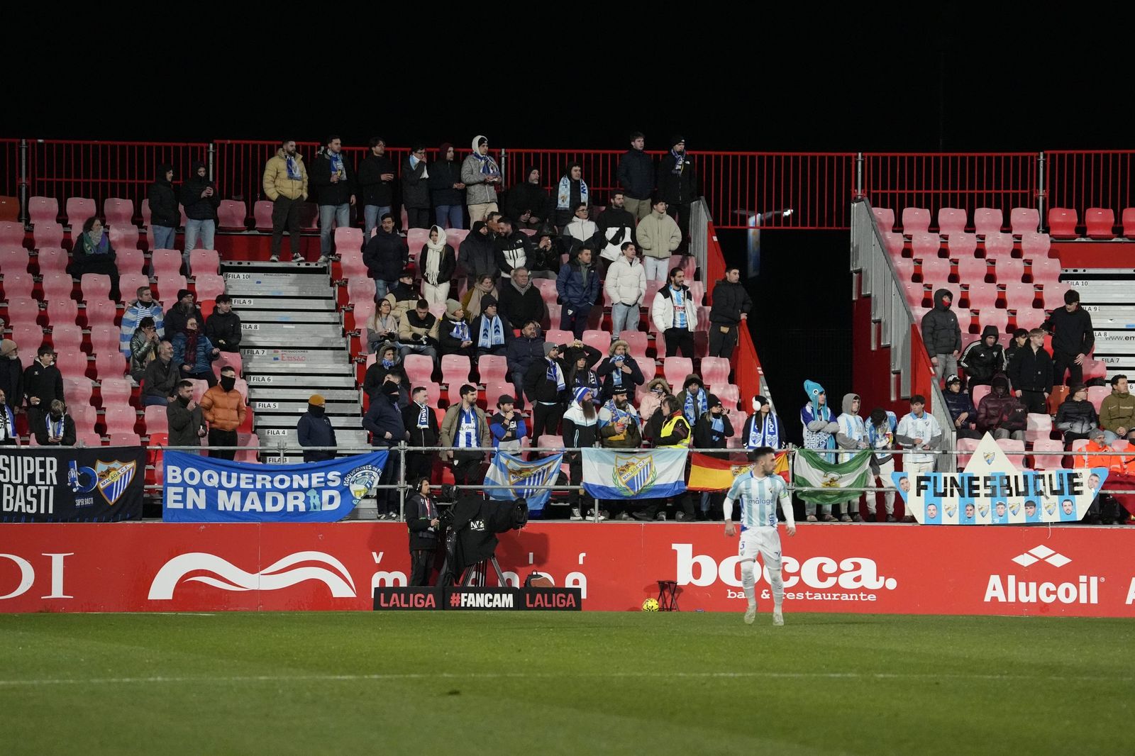 El Mirandés-Málaga CF, en fotos