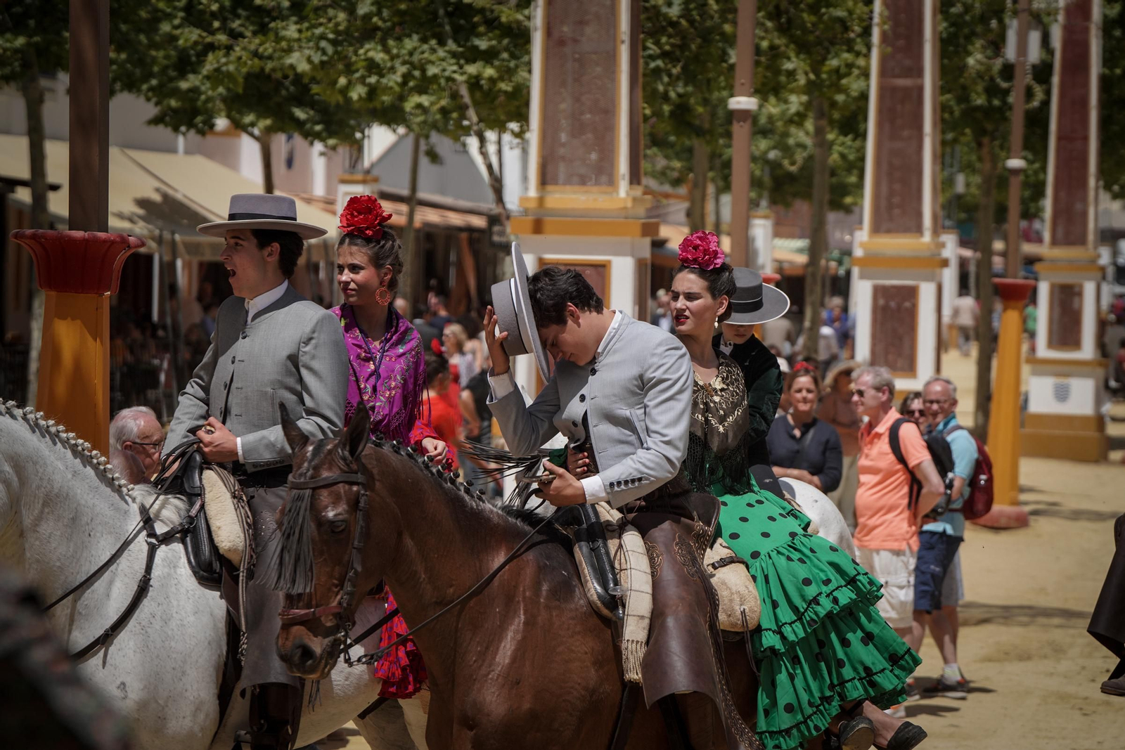 Ambiente el viernes en la Feria de Jerez en fotos