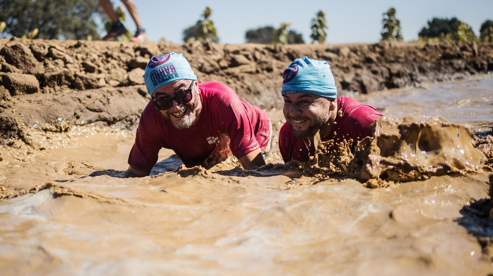 Búscate en la Carrera del Barro de La Barca de la Florida 2024