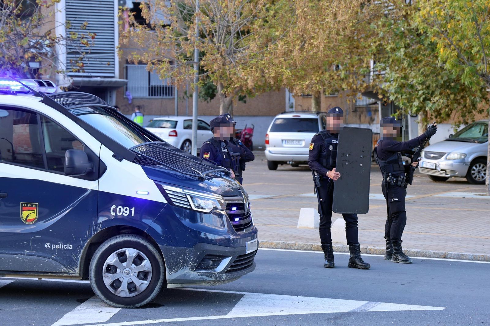 Efectivos de la Policía Nacional en El Torrejón
