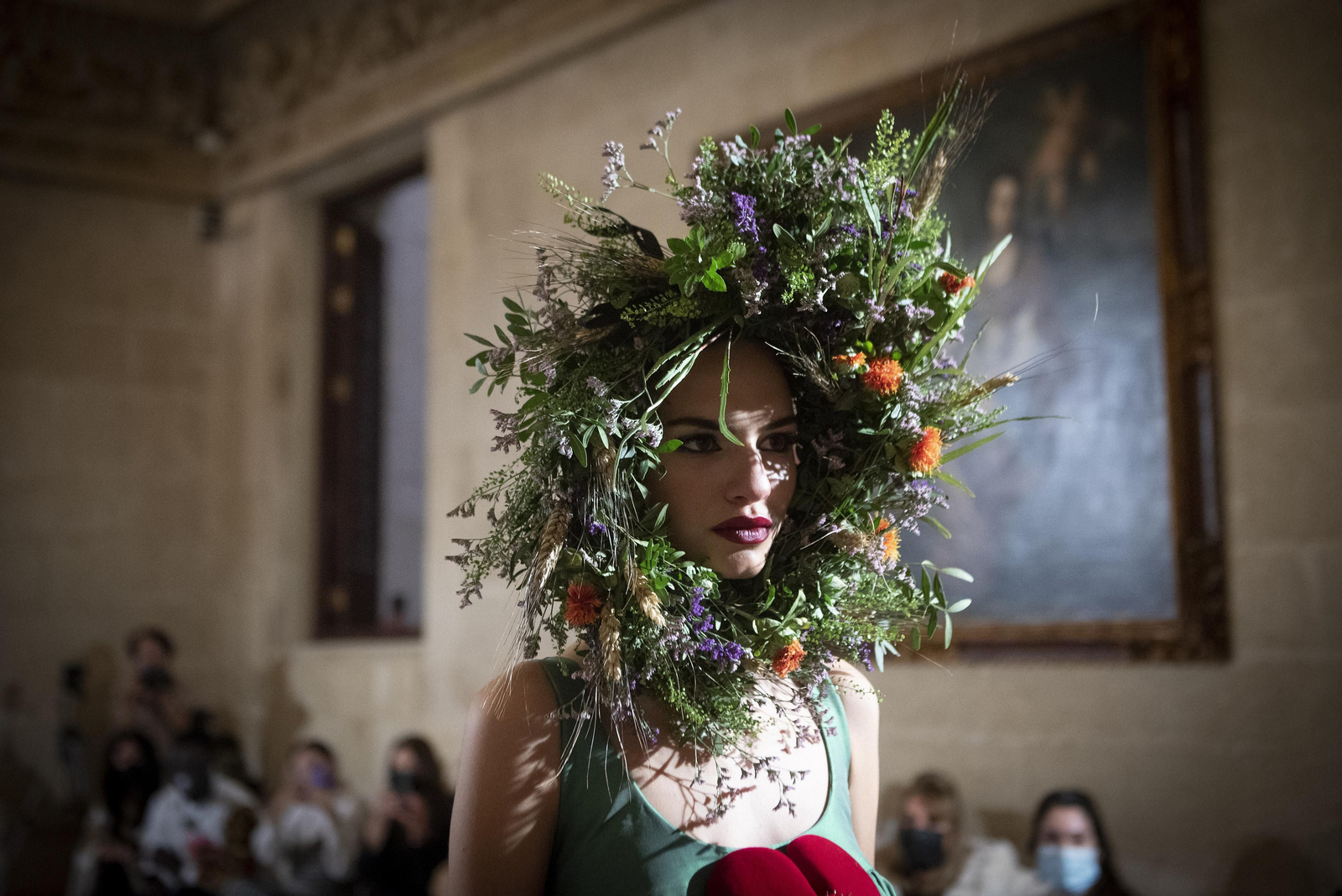 El desfile de moda flamenca Uniqo Qlamenco, en imágenes