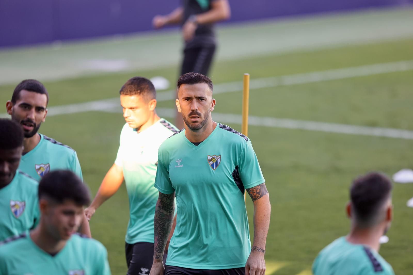 El Málaga CF prepara con buen ambiente el duelo ante el San Fernando