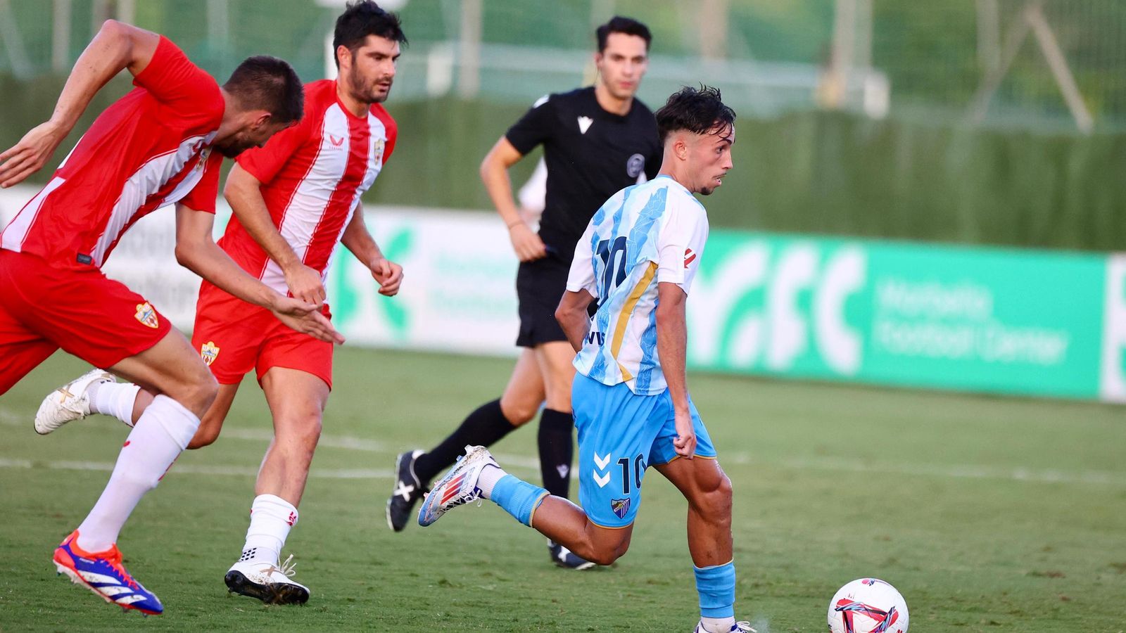El Málaga CF - Almería de pretemporada, en fotos