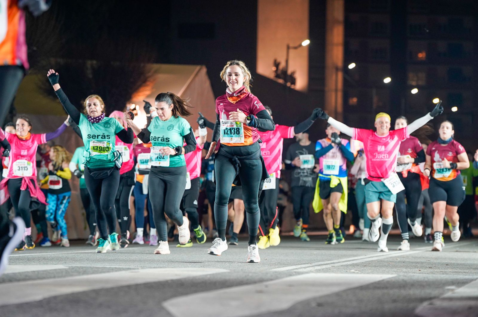 En imágenes: búscate en tu llegada a meta de la Carrera de San Antón 2026 (19)