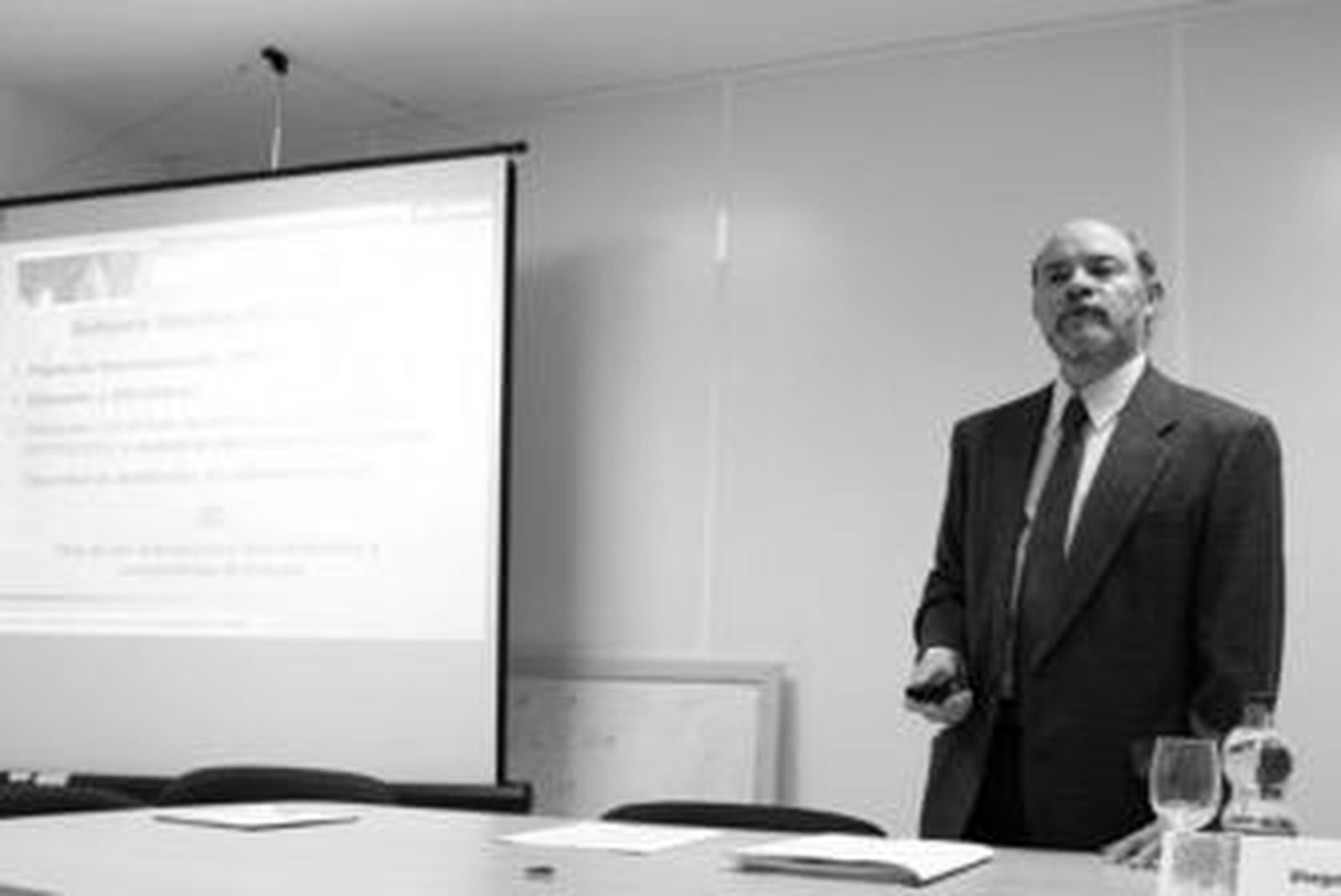 Diego López, durante su conferencia de ayer.