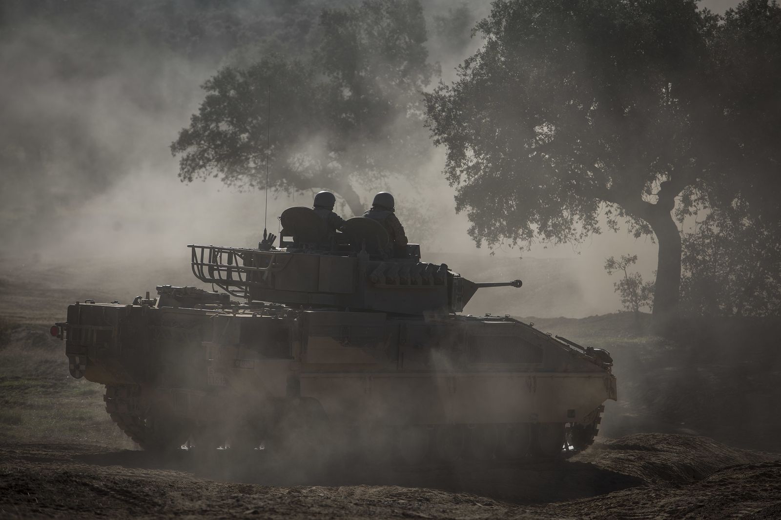 Maniobras del Ejército con destino a Letonia en Cerro Muriano