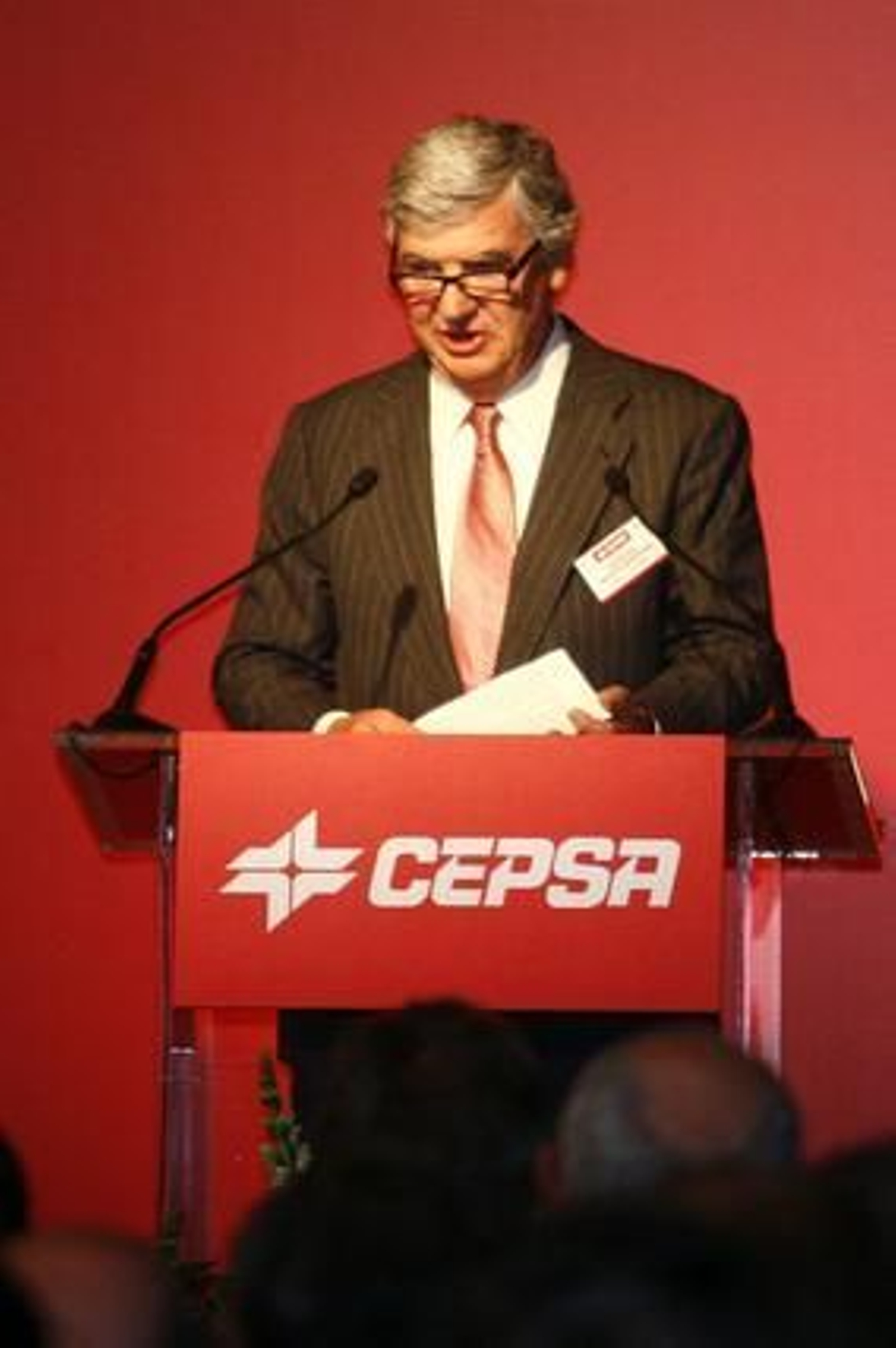 El rey Juan Carlos inaugura la ampliación de la refinería de Cepsa La Rábida. / Alberto Domínguez