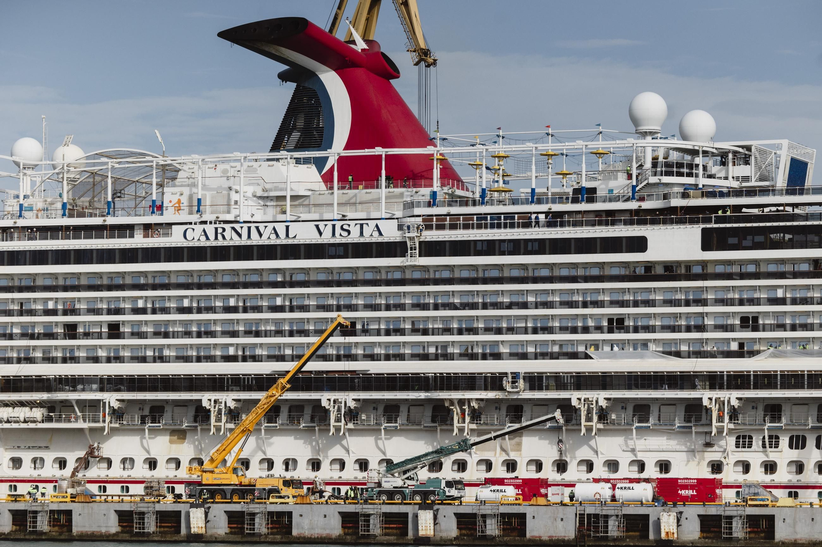 El crucero Carnival Vista en el astillero de Navantia Cádiz, en una imagen de archivo.