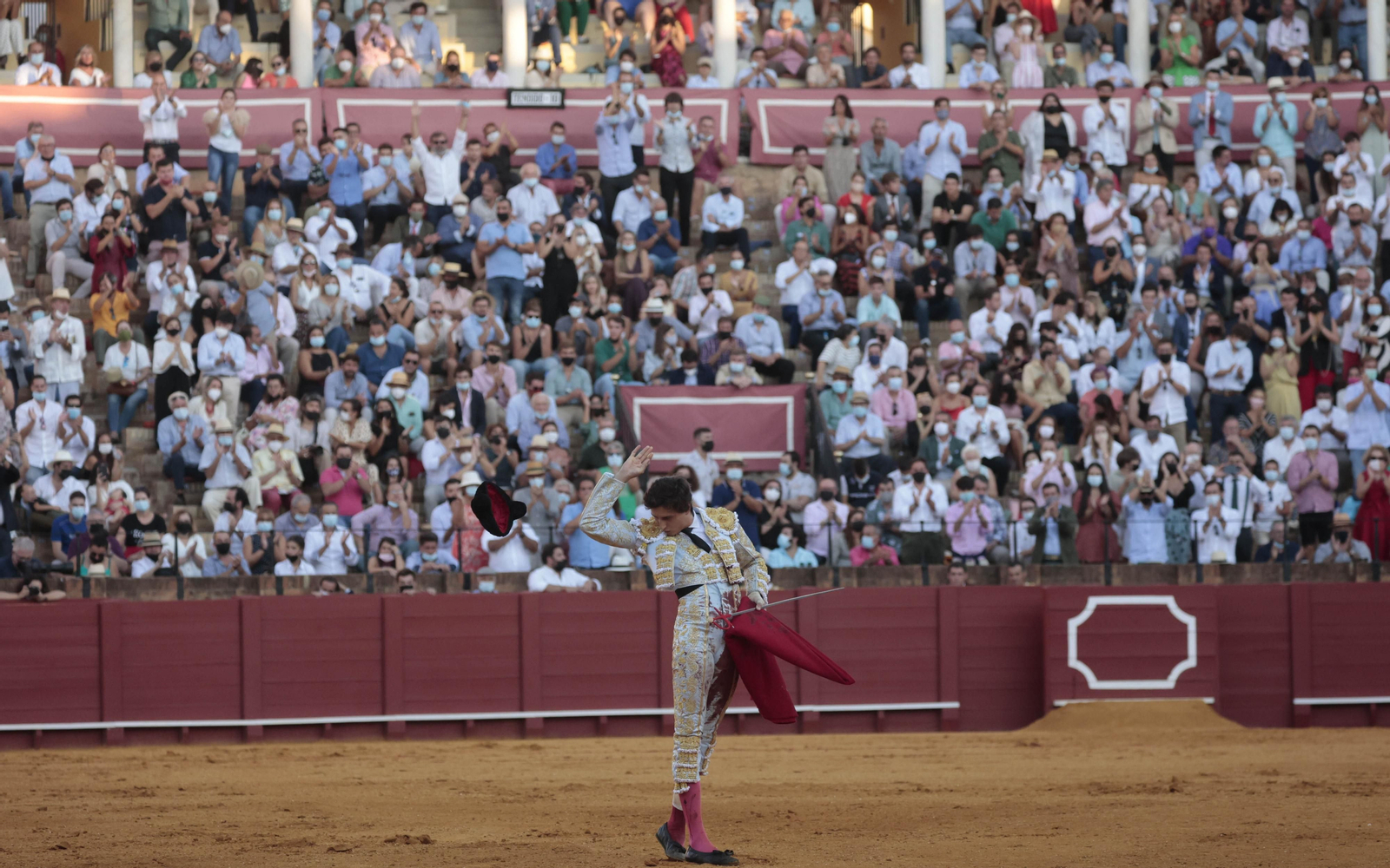 Las imágenes del primer festejo de San Miguel