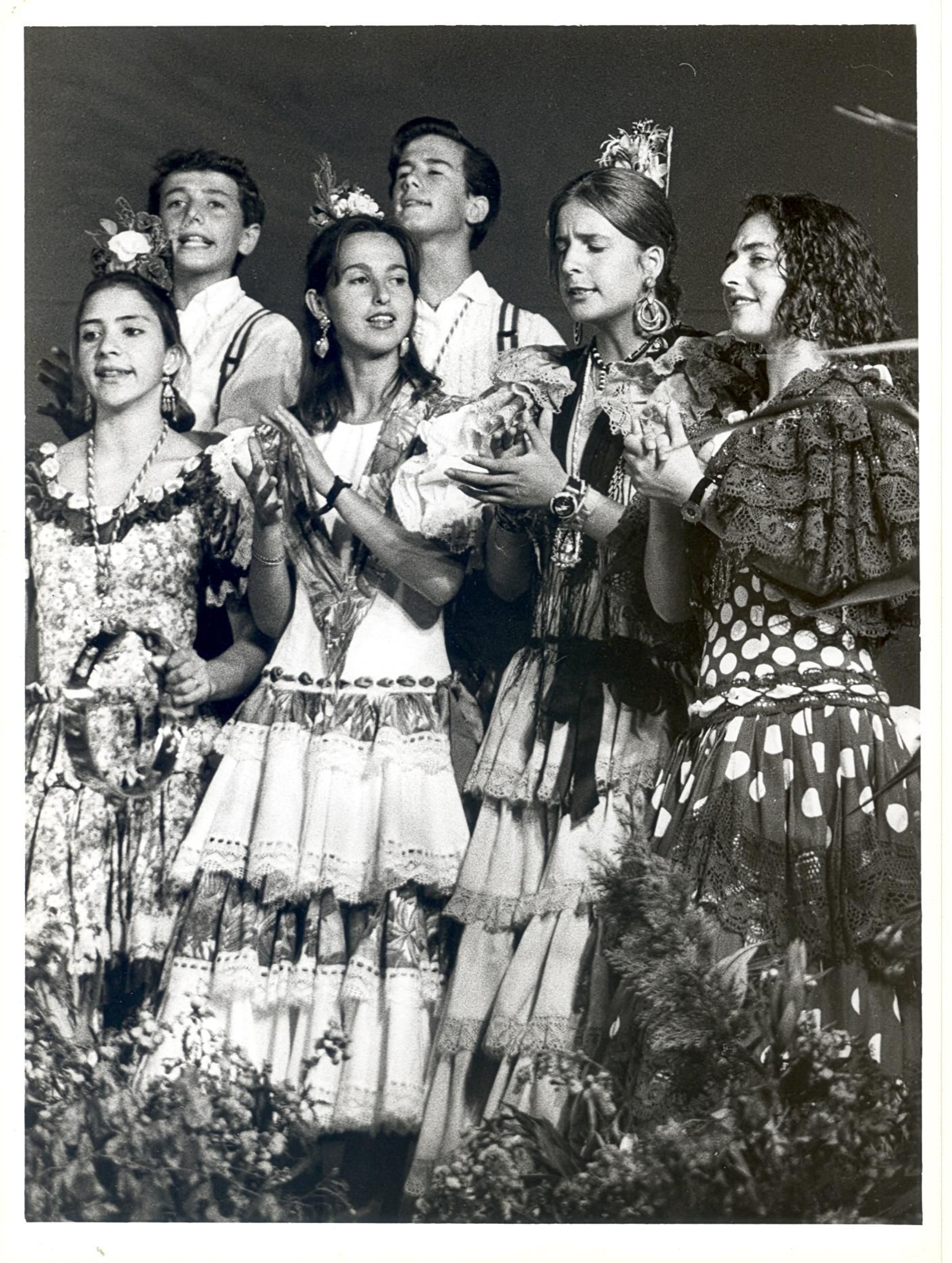 La moda flamenca ha evolucionado desde los años 90 del pasado siglo.