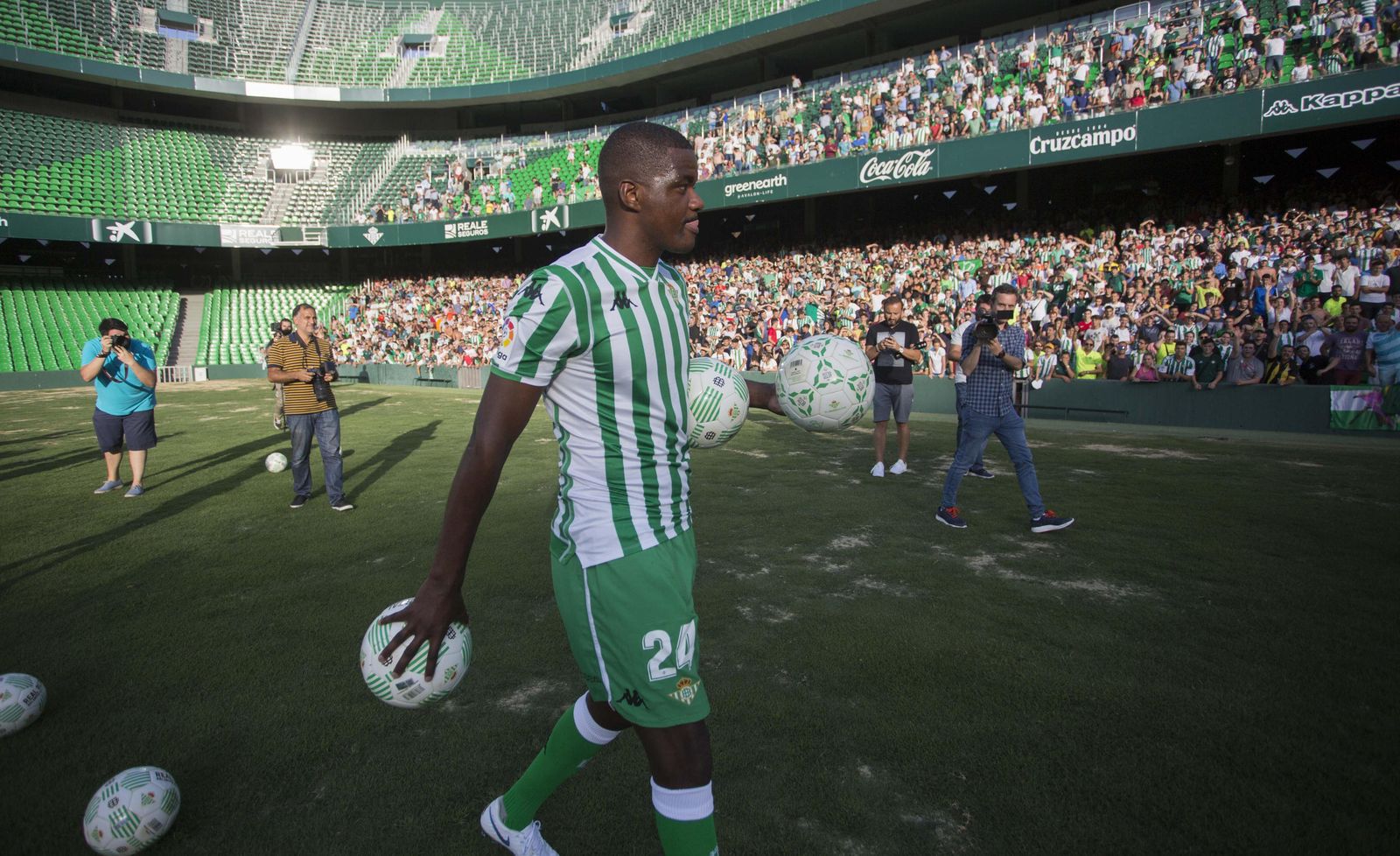 La presentación en el Betis de William Carvalho