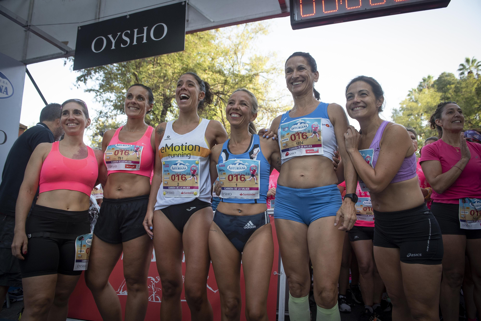 Imágenes de la XV Carrera de la Mujer de Sevilla