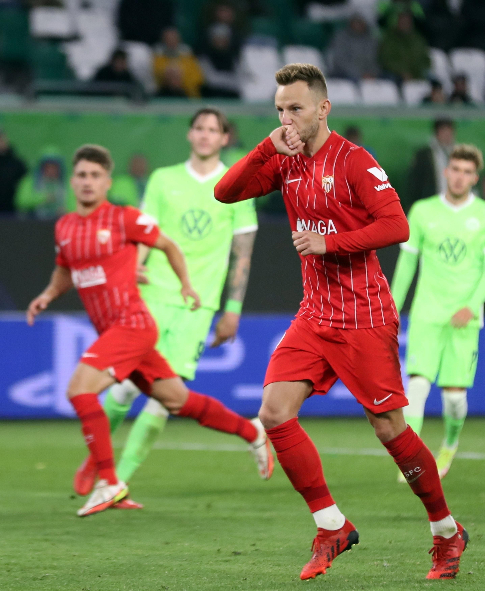 Las imágenes del Wolfsburgo-Sevilla