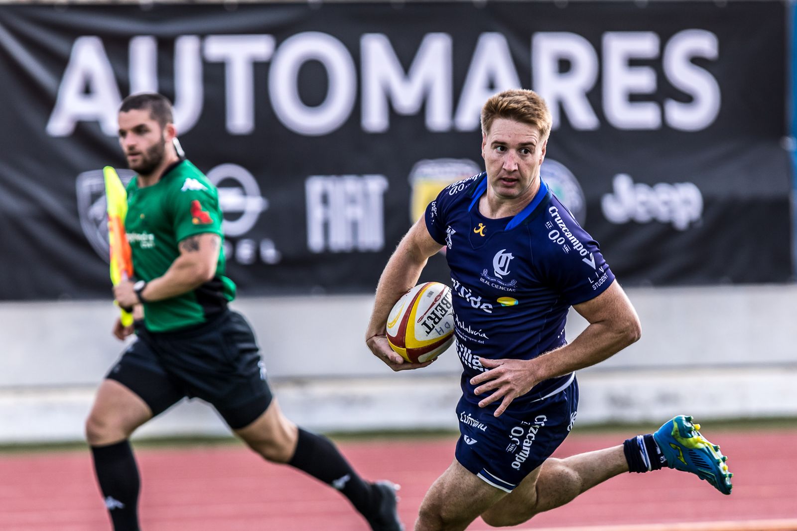 El zaguero del Ciencias, Axel Papa.