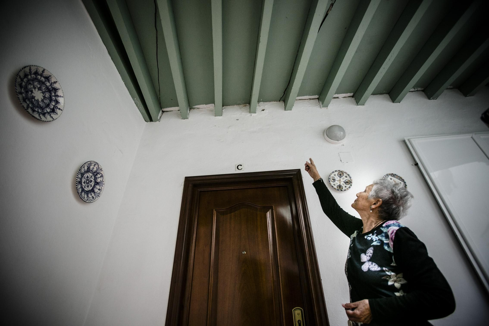 Imágenes del estado de la finca Santa María 17-19 en el Barrio de Santa María.