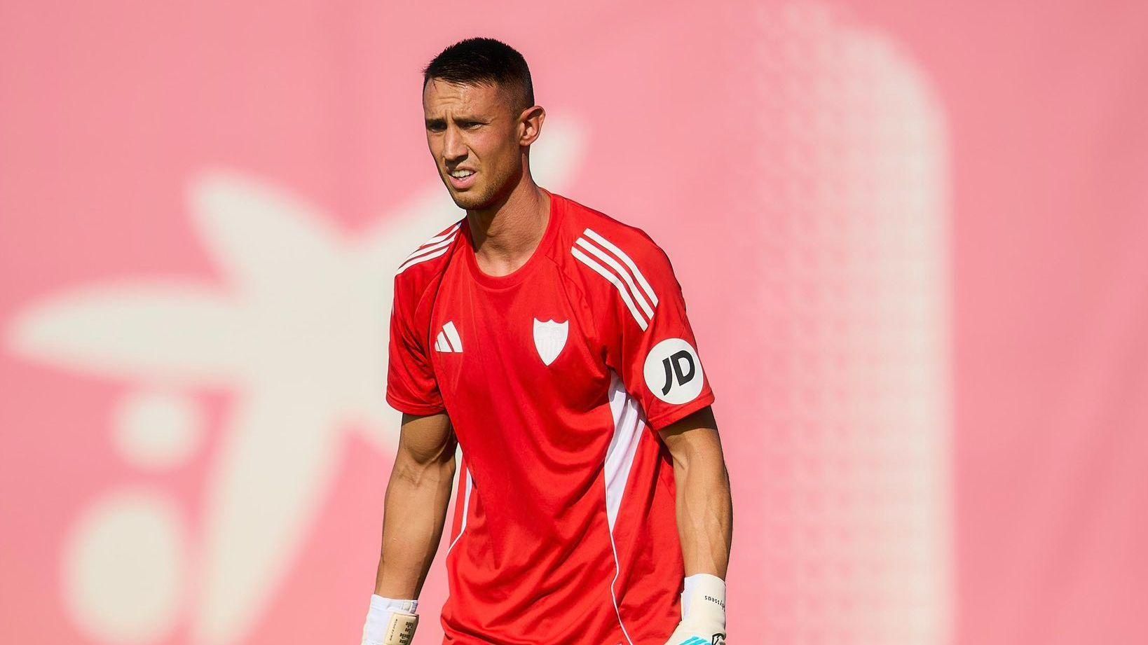 El recital de paradas de Vlachodimos en su vuelta a Sevilla pone a Almeyda en un aprieto