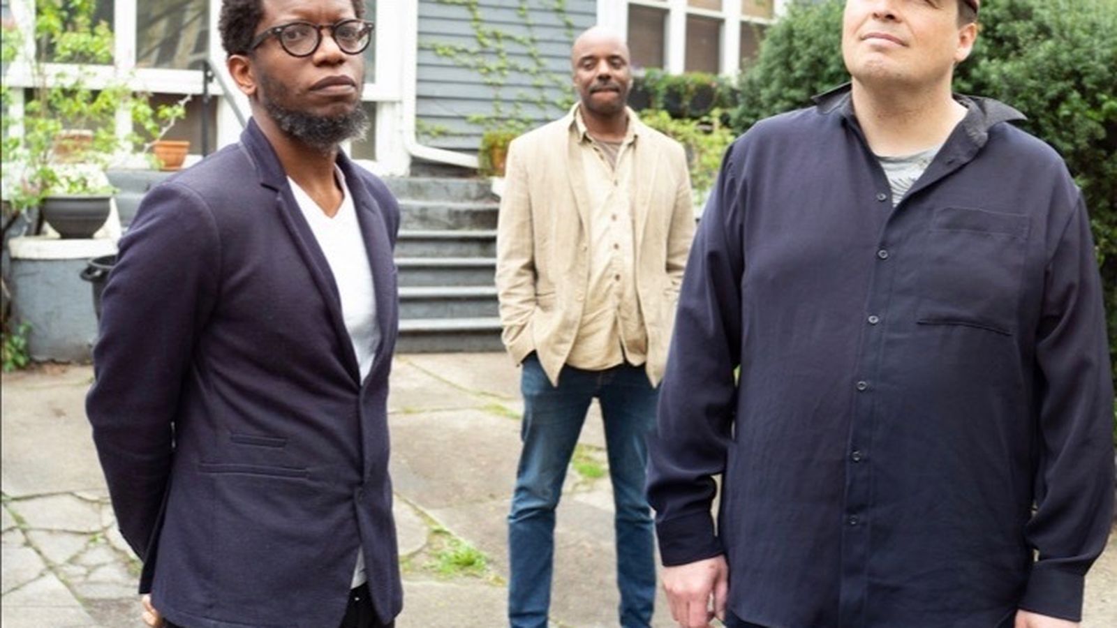 El trío Cromatic Vortex.