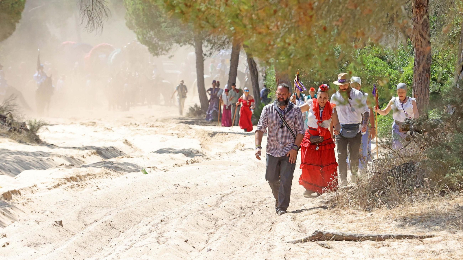 Jueves de camino de la Hdad de Jerez por el Coto Doñana