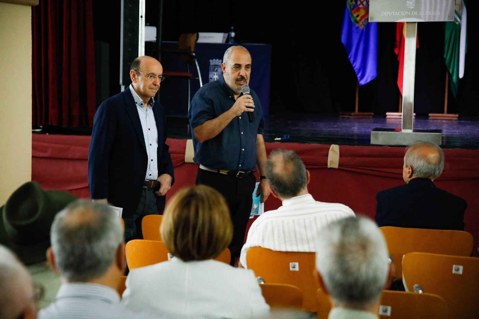 Imágenes de la entrega de los Escudos de Oro del IEA y la celebración de su Plenario