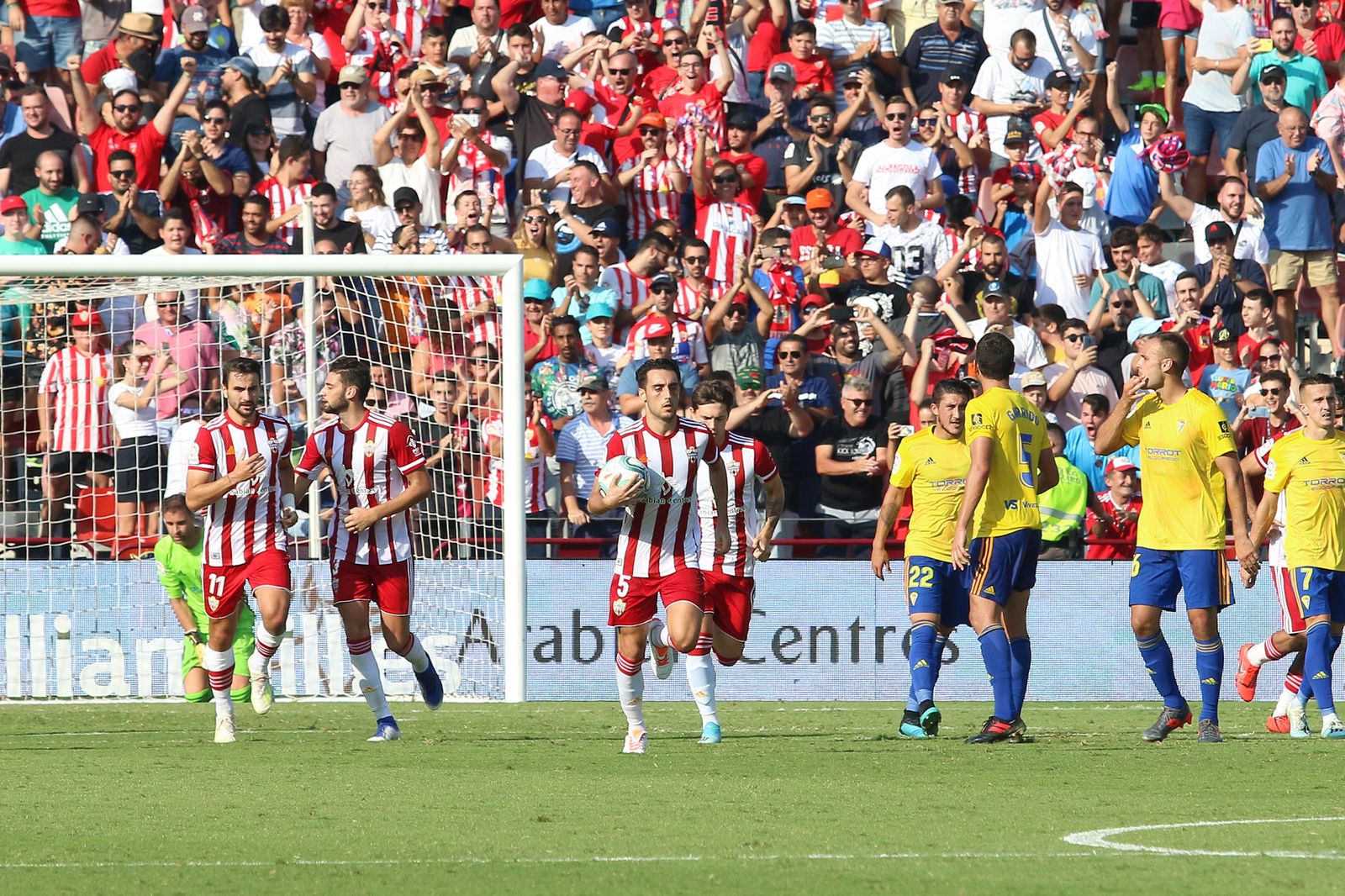Las imágenes del UD ALMERÍA-CÁDIZ CF